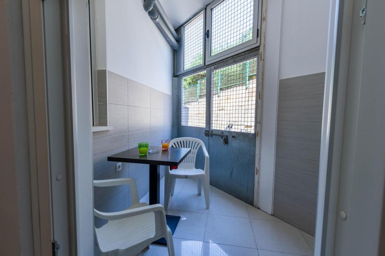 Apartman Dora Podstrana Buitenkant foto