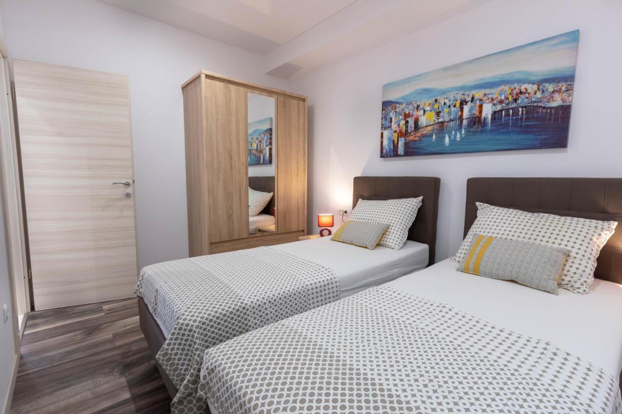 Apartman Dora Podstrana Buitenkant foto