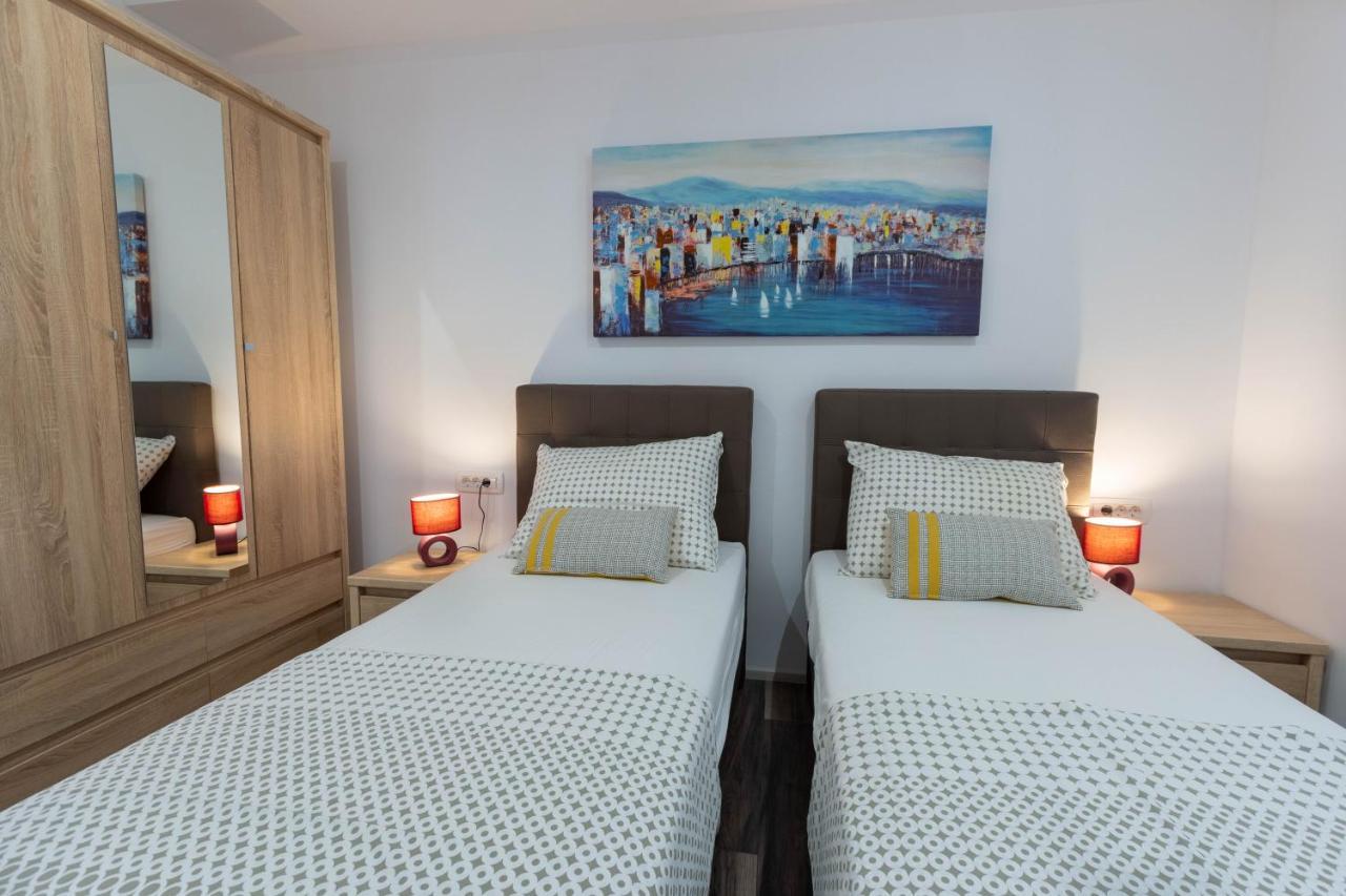 Apartman Dora Podstrana Buitenkant foto